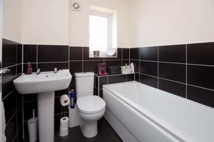 Family Bathroom- click for photo gallery